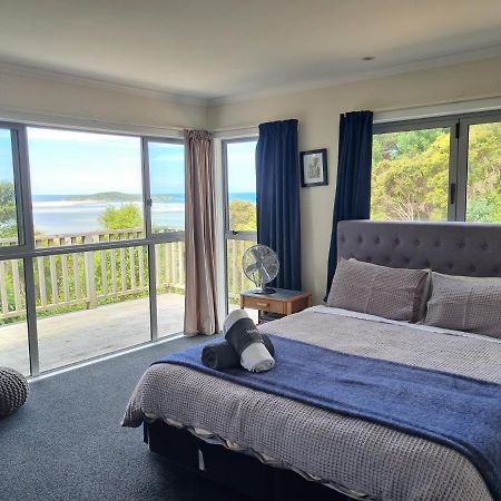 Tree House Apartment Taieri Mouth Luaran gambar